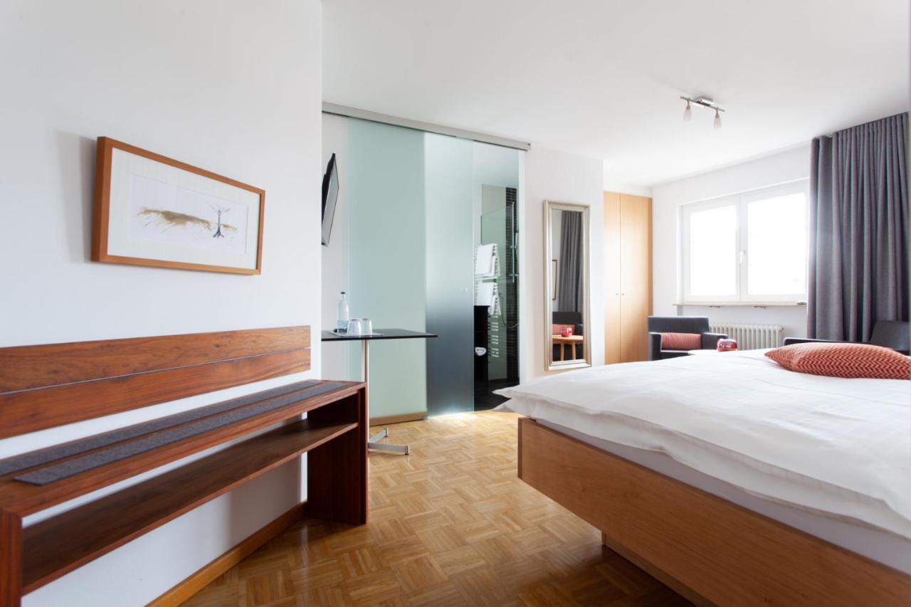 Storchen Restaurant Hotel Bad Krozingen Bagian luar foto